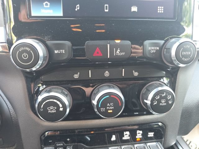 Used 2025 RAM 1500 Big Horn AWD/4WD image 12