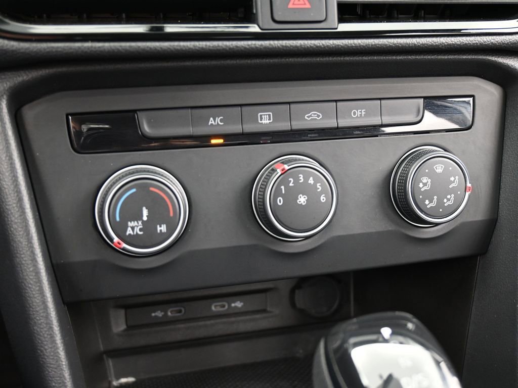 Used 2022 Volkswagen Taos S image 19