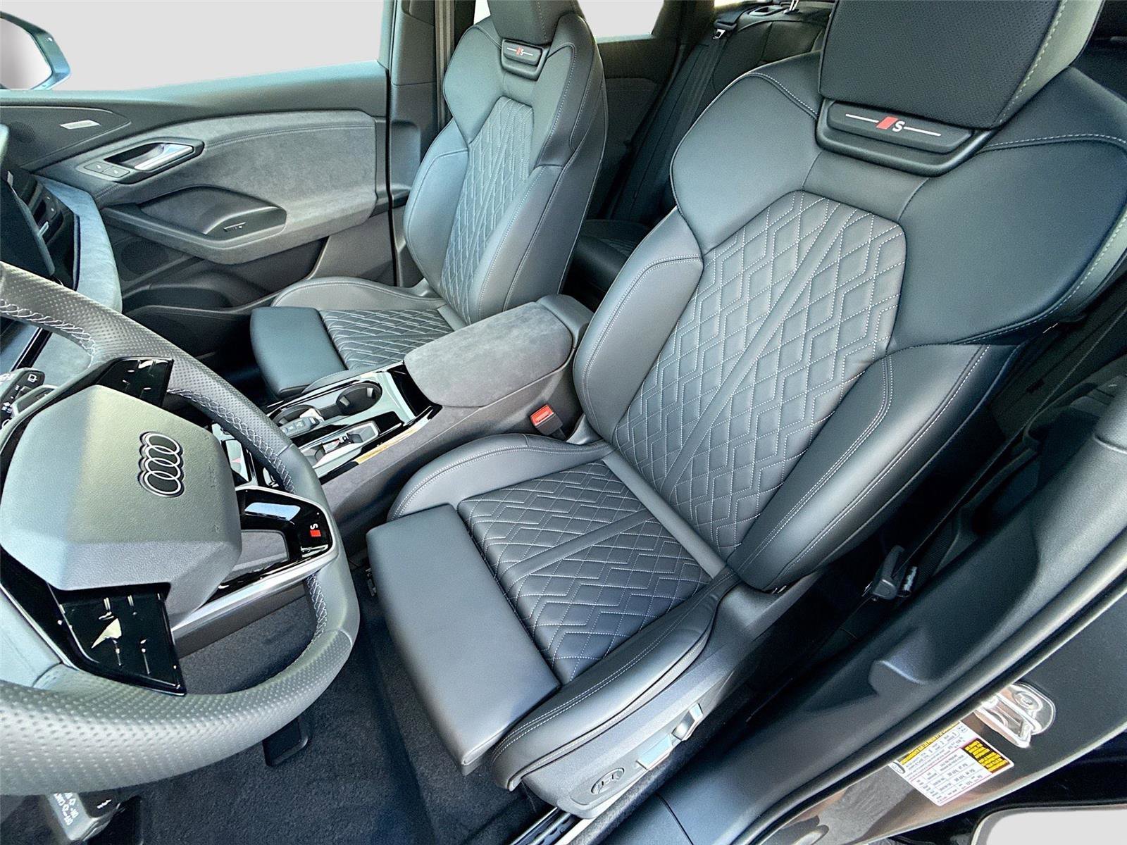 New 2025 Audi SQ6 e-tron Premium Plus image 21