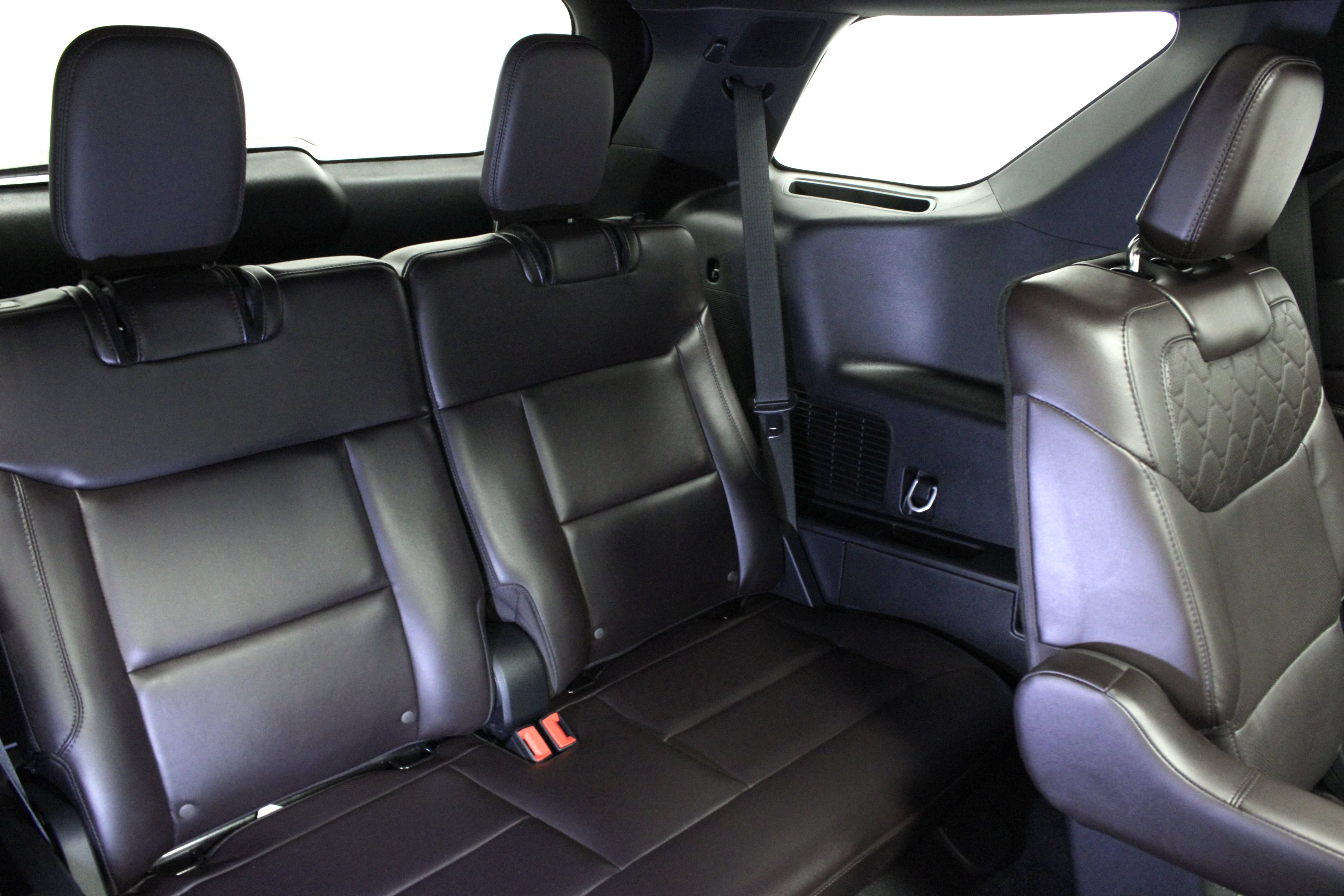 Used 2025 Ford Explorer Platinum w/ Ultimate Package AWD/4WD image 20
