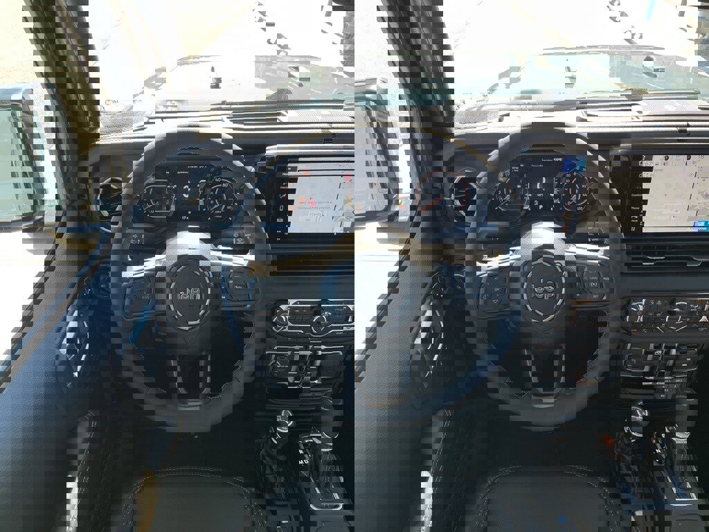 New 2026 Jeep Gladiator Sport image 12