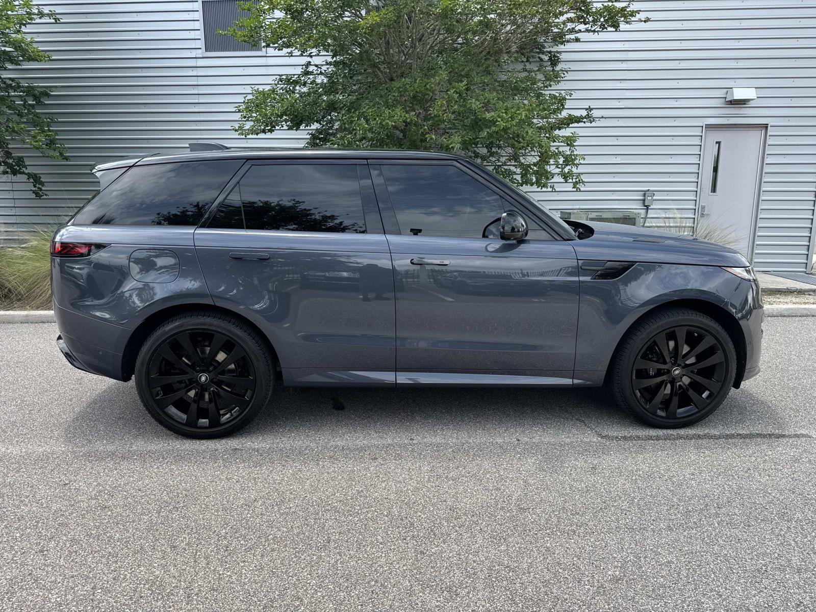 Certified 2024 Land Rover Range Rover Sport Dynamic SE AWD/4WD image 4
