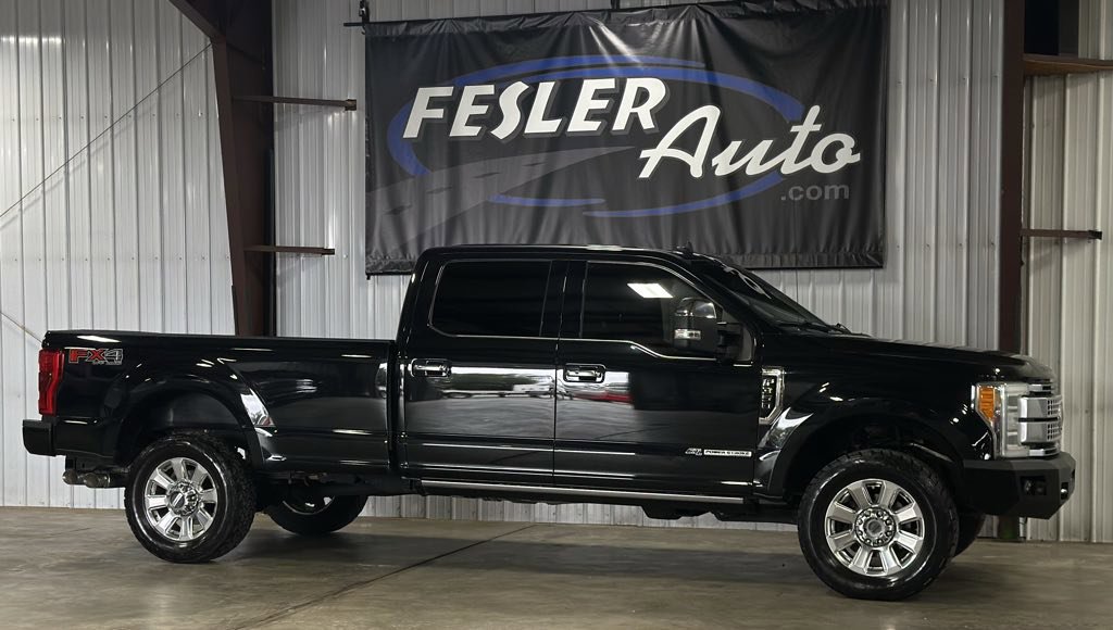 Used 2019 Ford F350 Platinum w/ Platinum Ultimate Package image 40