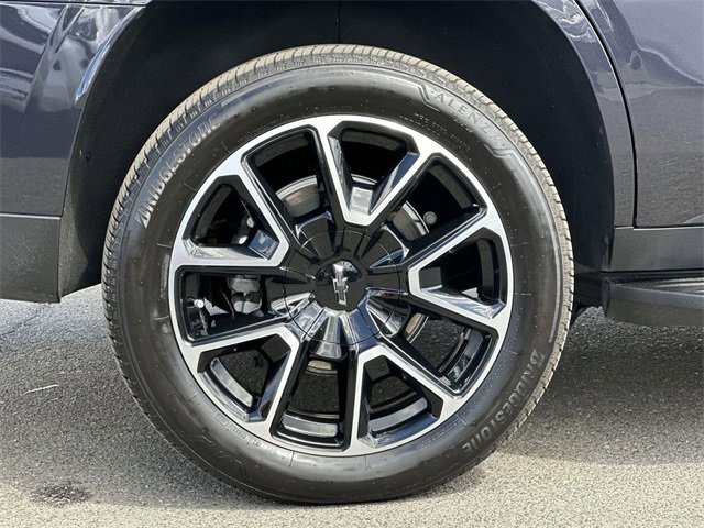 Used 2025 Chevrolet Tahoe RST image 32