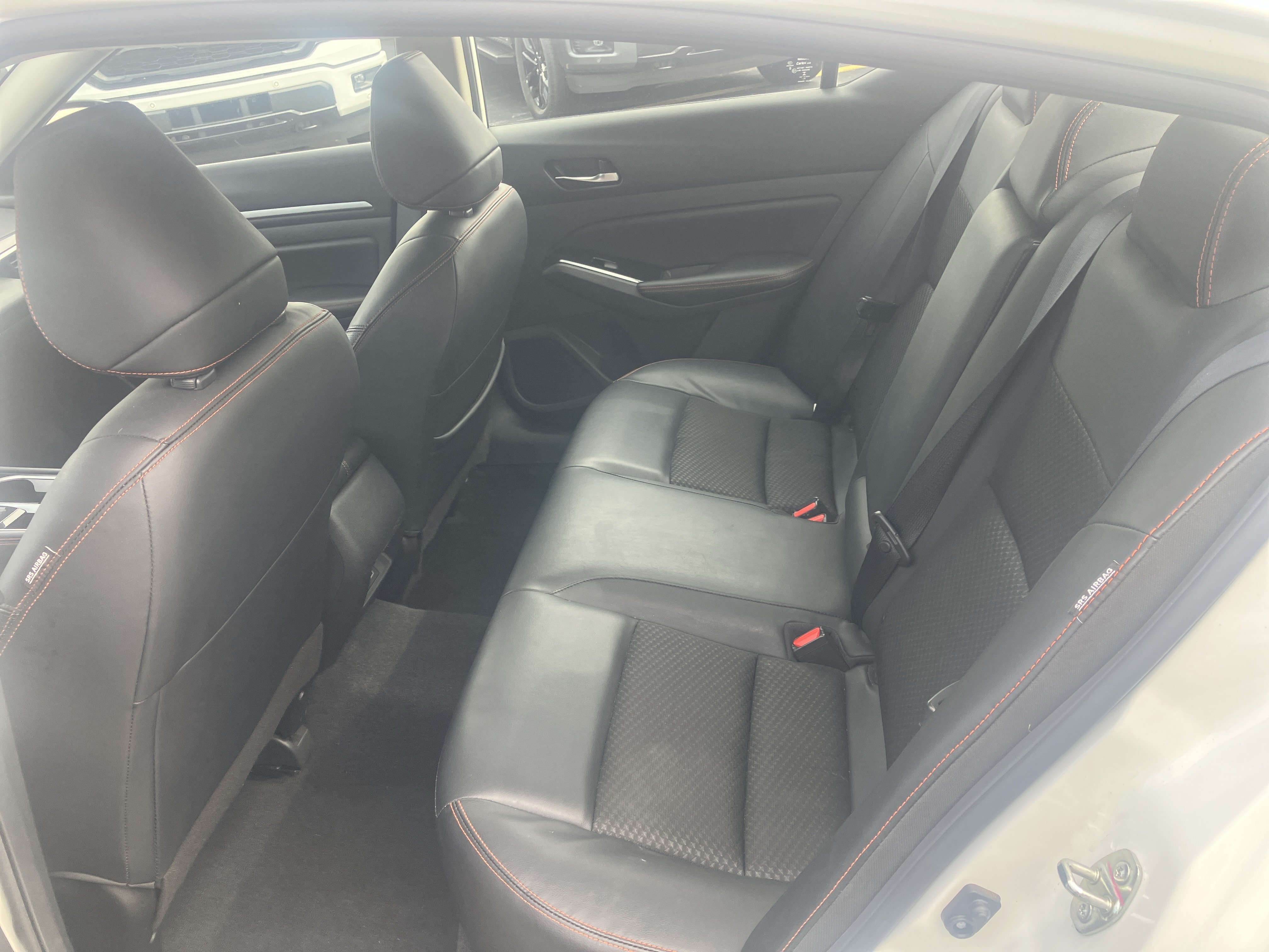 Used 2024 Nissan Altima 2.5 SR FWD image 16