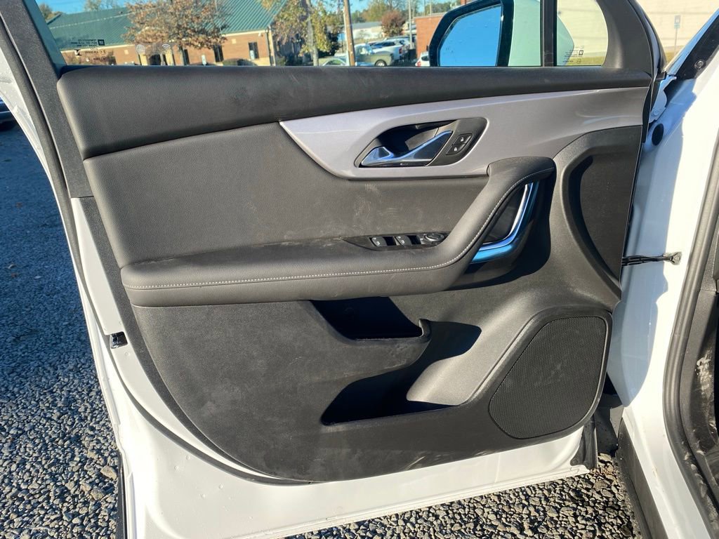 New 2025 Chevrolet Blazer LT w/ Driver Confidence Package image 8