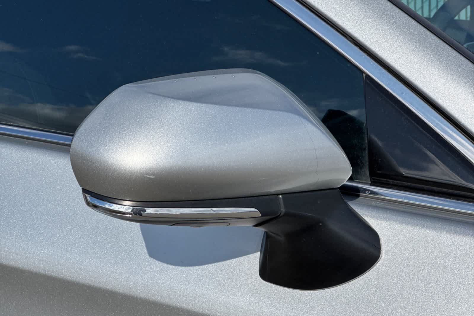 Used 2021 Toyota Avalon Limited w/ Advanced Safety Package FWD image 19