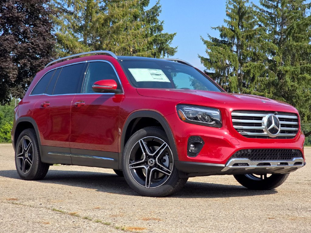 New 2026 Mercedes-Benz GLB 250 4MATIC