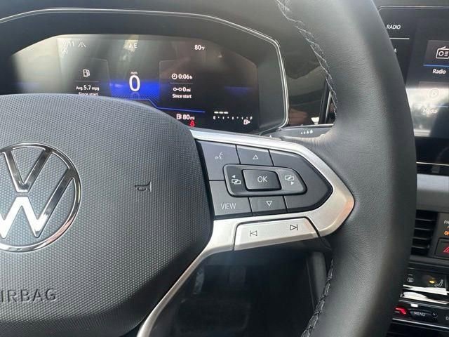 New 2025 Volkswagen Jetta SE FWD image 20