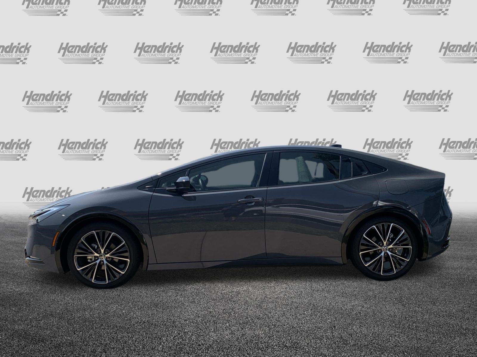 Used 2024 Toyota Prius Limited FWD image 7
