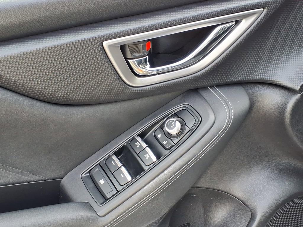 Used 2020 Subaru Forester Limited image 4