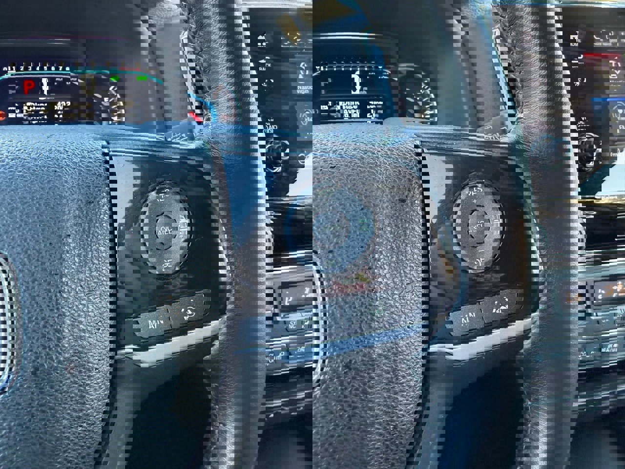 Used 2019 Honda Pilot Touring image 16