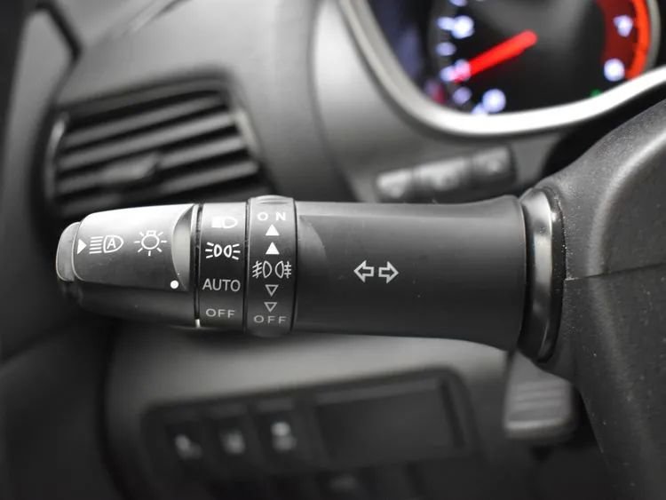 Used 2024 Mitsubishi Eclipse Cross SE image 25