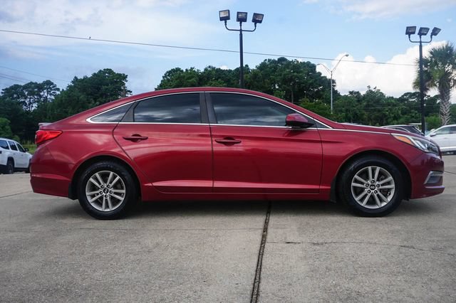 Used 2015 Hyundai Sonata SE w/ Winter Package FWD image 3