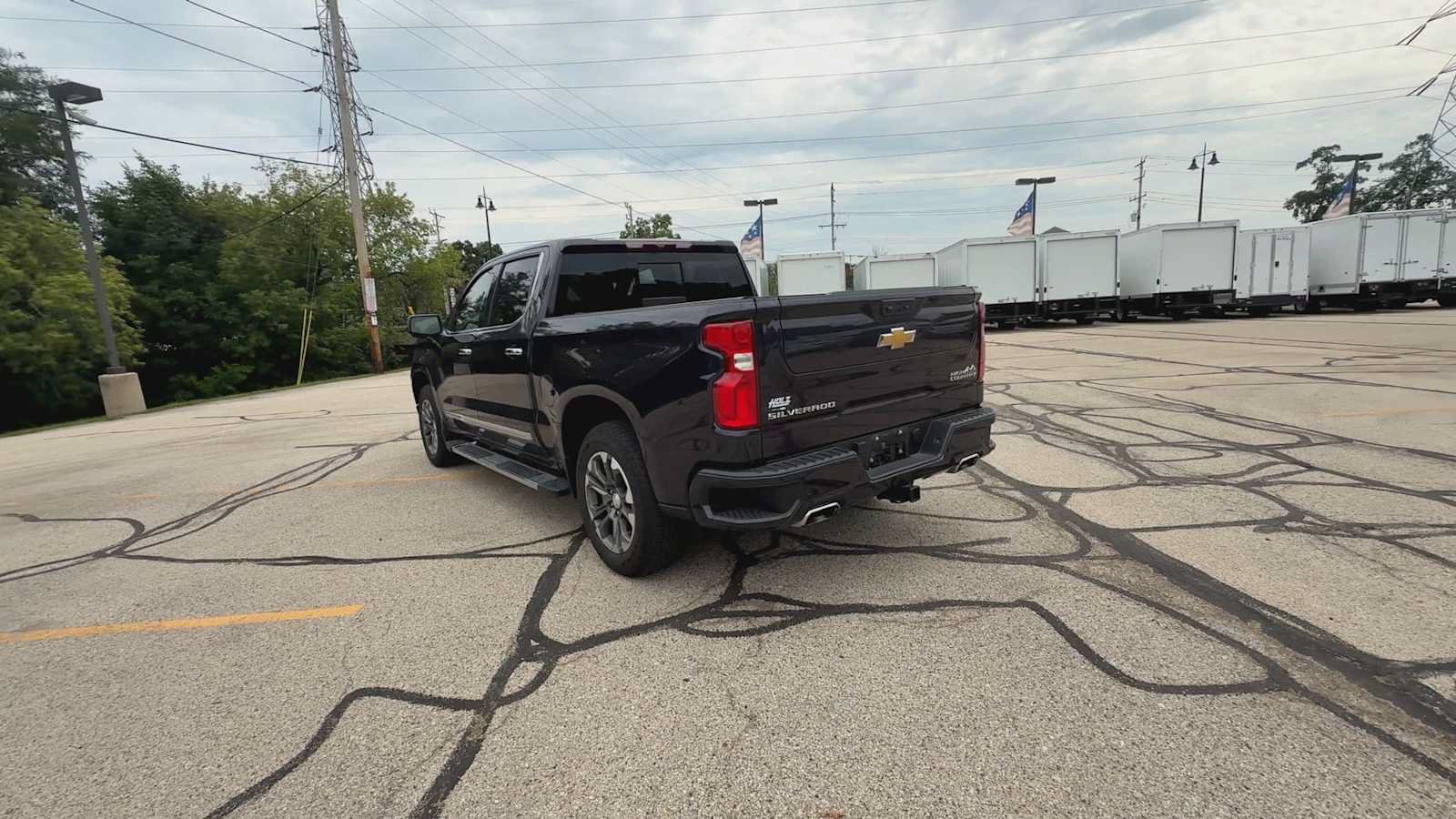Certified 2024 Chevrolet Silverado 1500 High Country AWD/4WD image 6