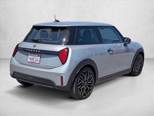 Certified 2025 MINI Cooper 2-Door Hardtop FWD image 5