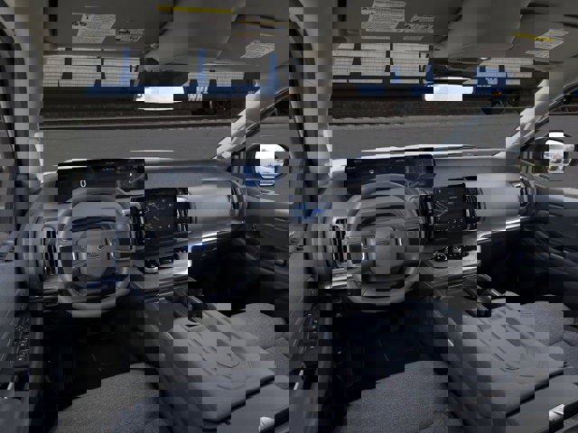 New 2025 Ford Expedition Active image 9