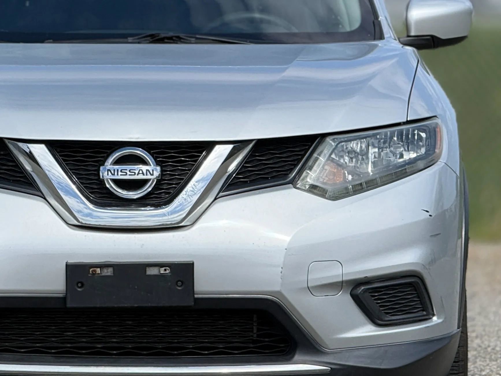 Used 2016 Nissan Rogue S image 12