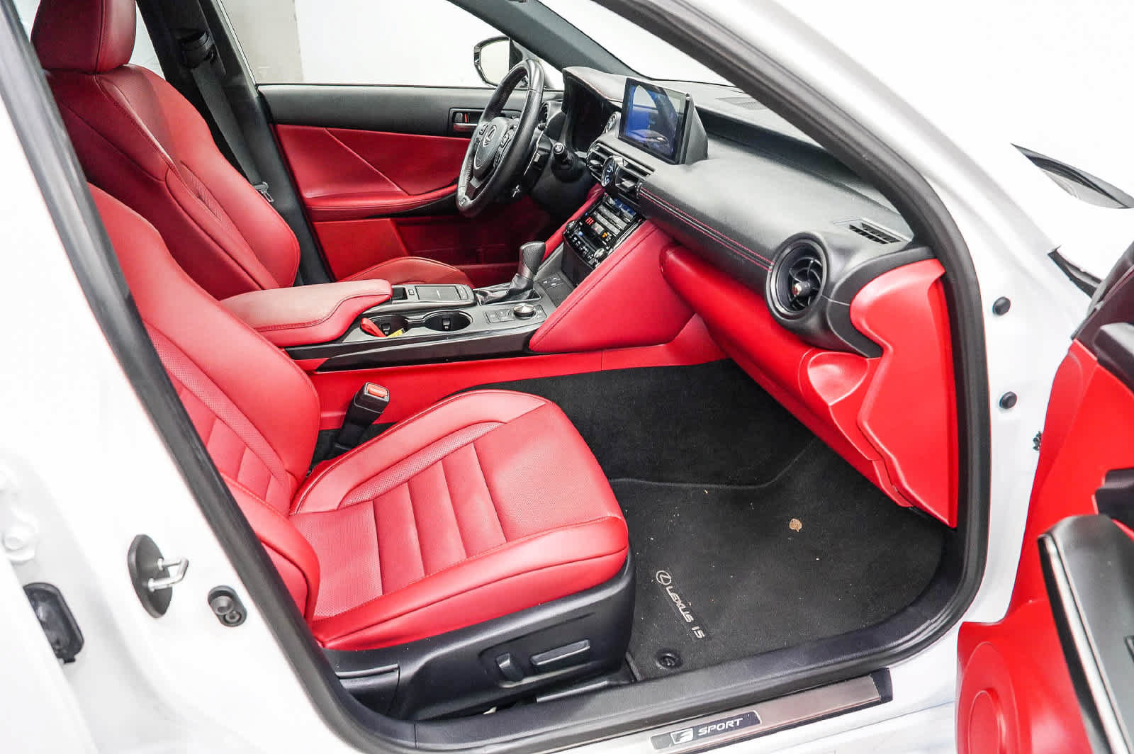 Used 2025 Lexus IS 350 F Sport w/ Navigation Package RWD image 17