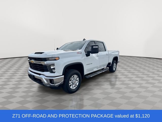 Used 2025 Chevrolet Silverado 2500 LT image 4