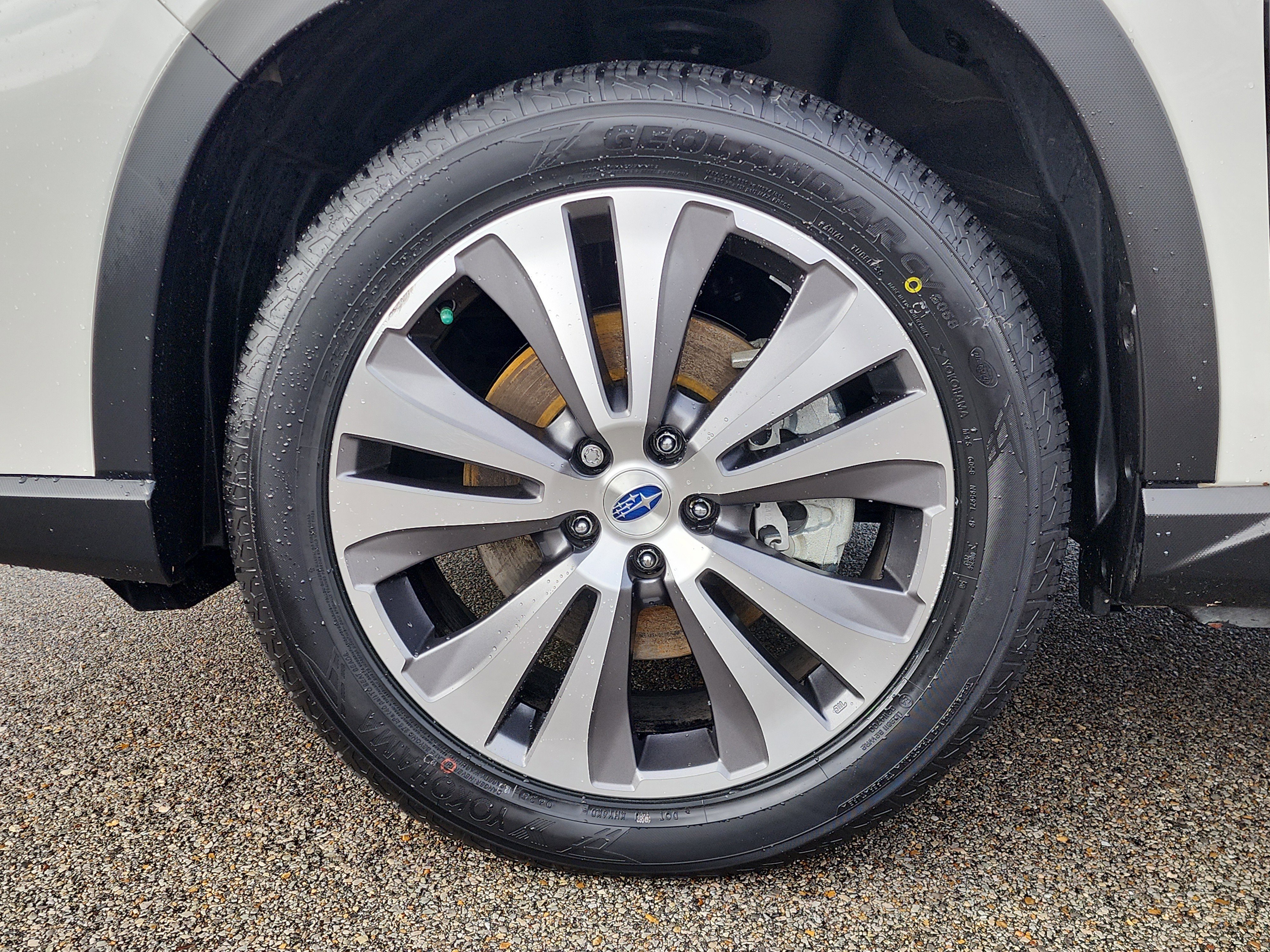 Used 2022 Subaru Ascent Limited w/ Technology Package image 9