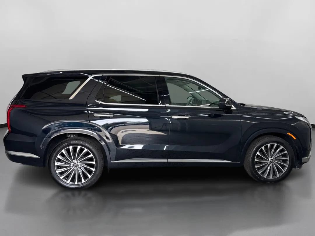 Used 2024 Hyundai Palisade Calligraphy AWD/4WD image 11