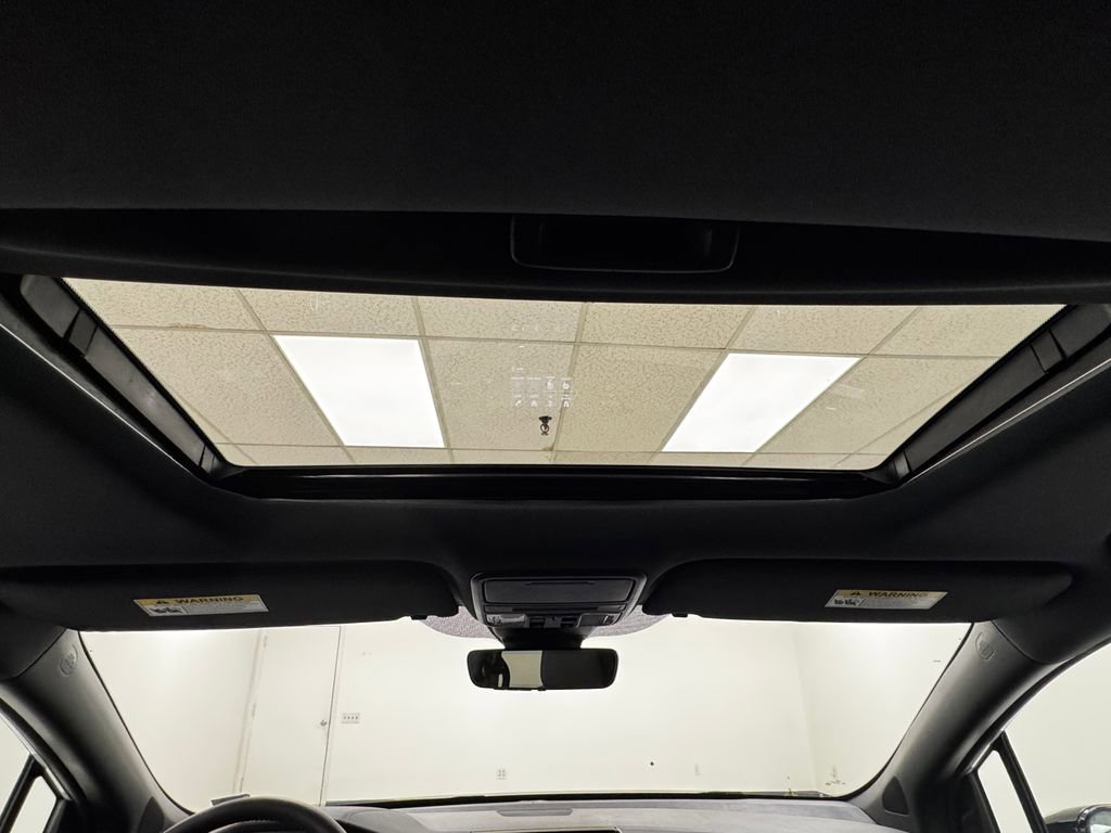 Used 2024 Honda Odyssey Sport image 32