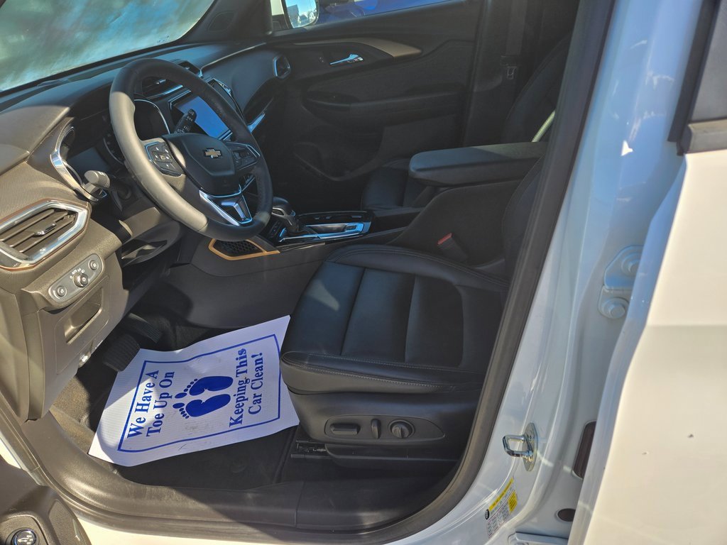 Used 2021 Chevrolet TrailBlazer ACTIV w/ Sun and Liftgate Package image 7