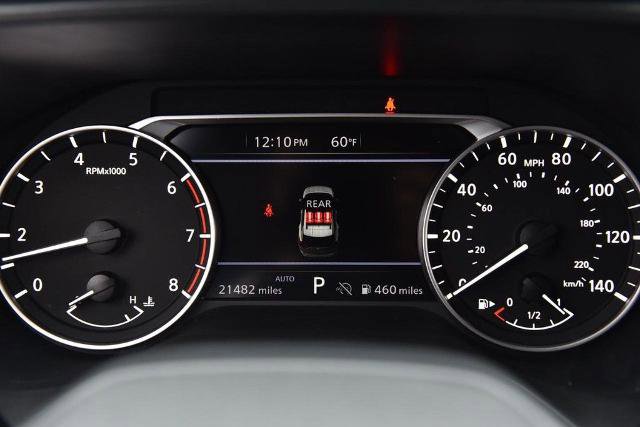 Certified 2025 Nissan Rogue SV image 12