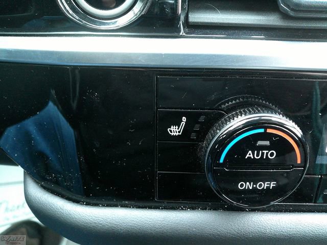 Used 2024 Nissan Pathfinder SL w/ Cargo Package image 22