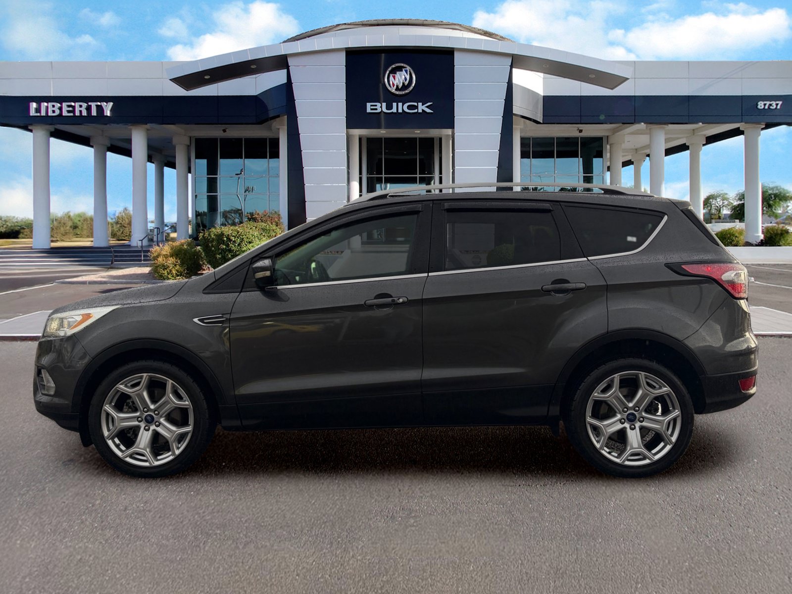 Used 2017 Ford Escape Titanium w/ Equipment Group 301A FWD image 7