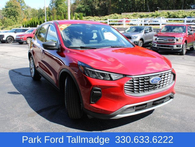 Used 2023 Ford Escape Active w/ Cold Weather Package FWD image 7
