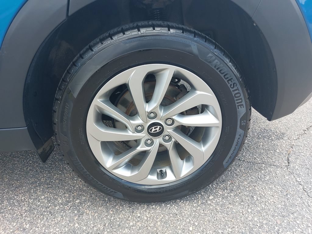 Used 2018 Hyundai Tucson SE AWD/4WD image 35
