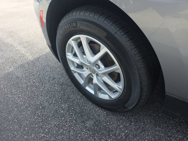 Used 2024 Chevrolet Equinox LS FWD image 12