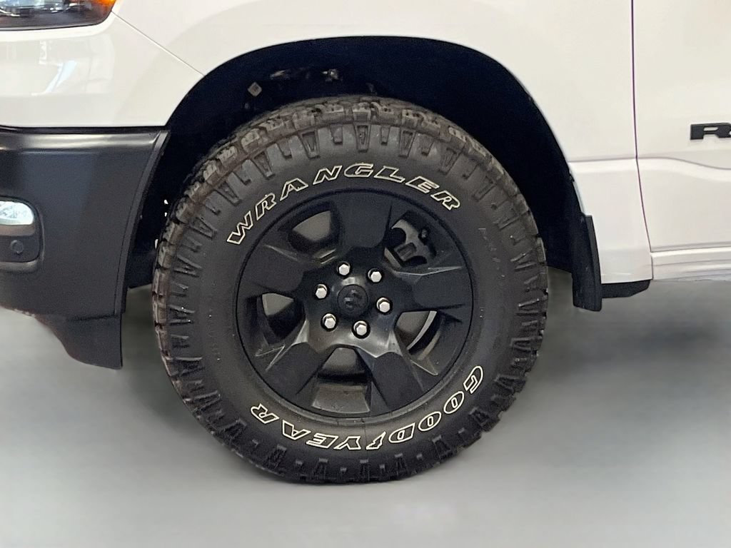 Used 2025 RAM 1500 Warlock AWD/4WD image 29