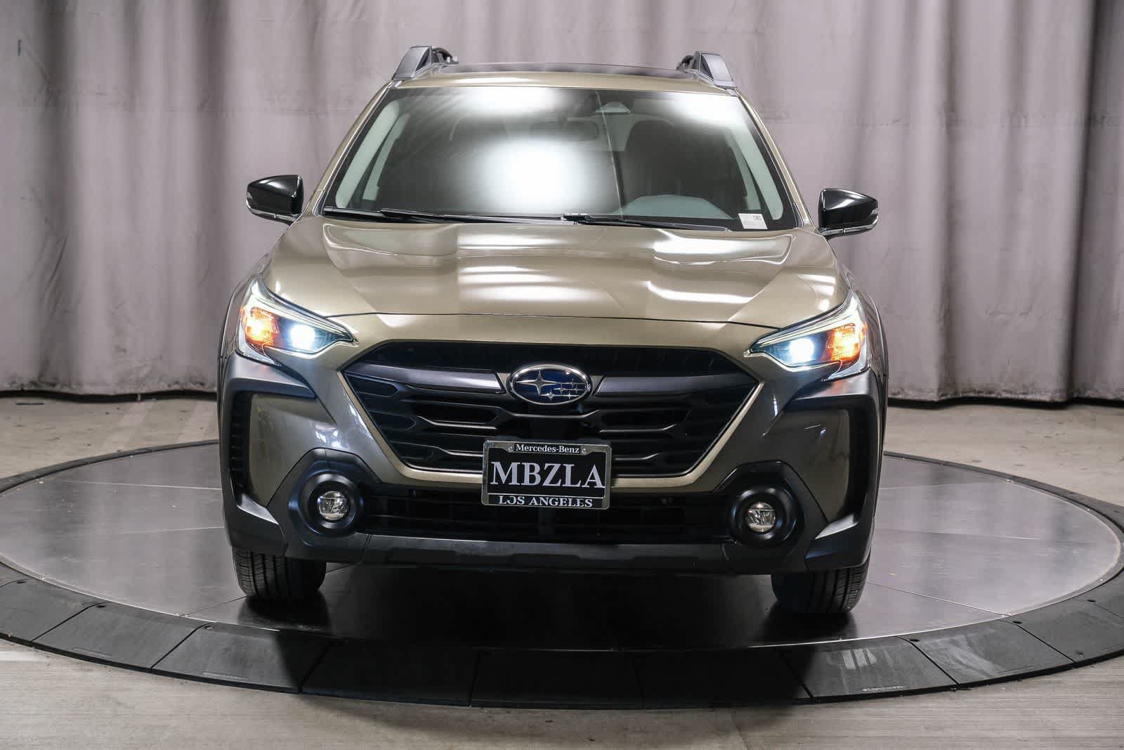 Used 2024 Subaru Outback Premium AWD/4WD image 6
