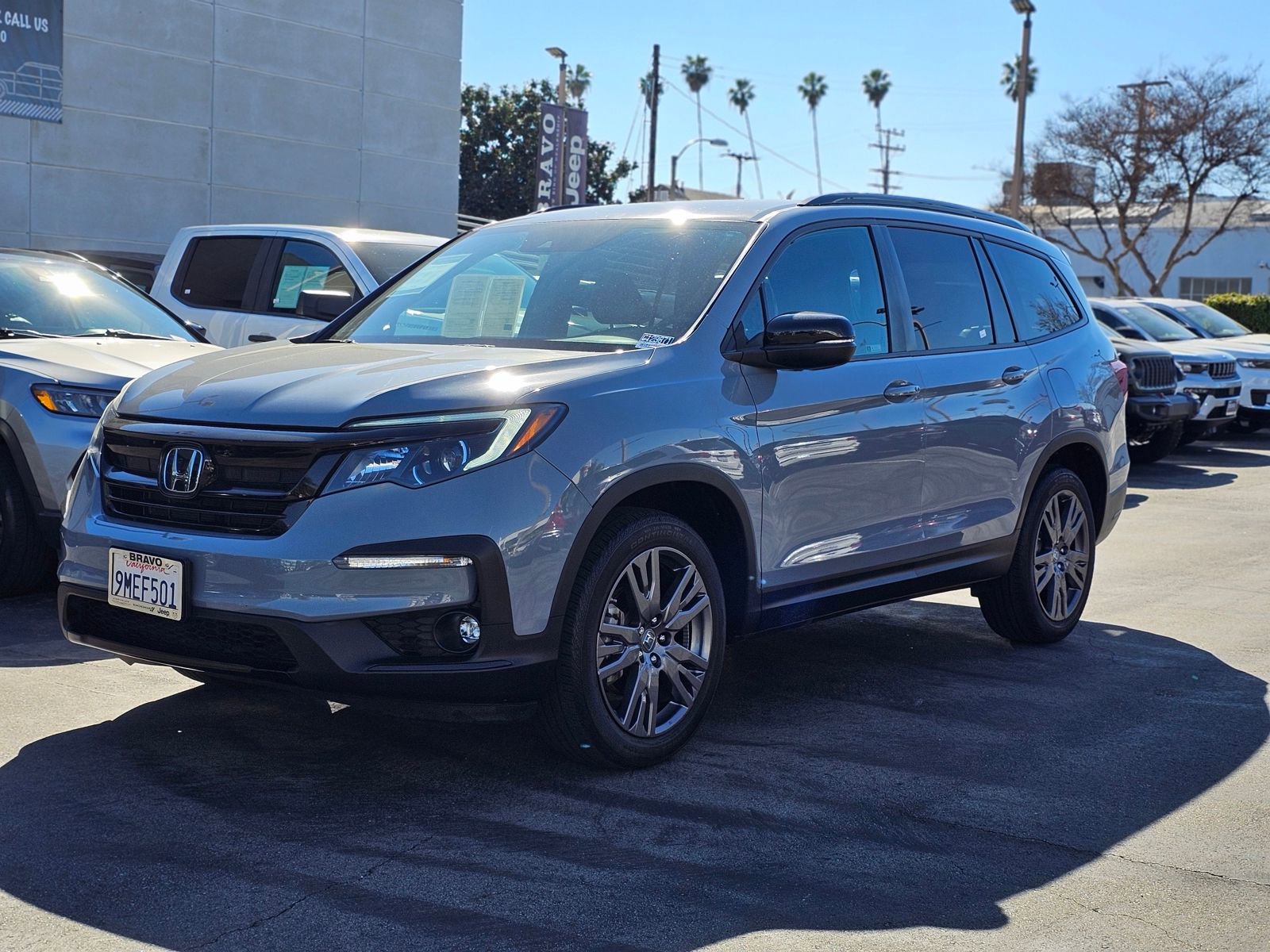 Used 2022 Honda Pilot Sport image 3