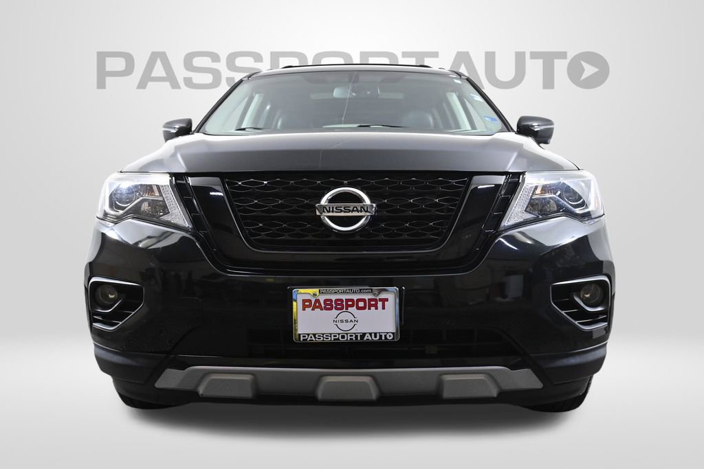 Used 2019 Nissan Pathfinder SL image 2