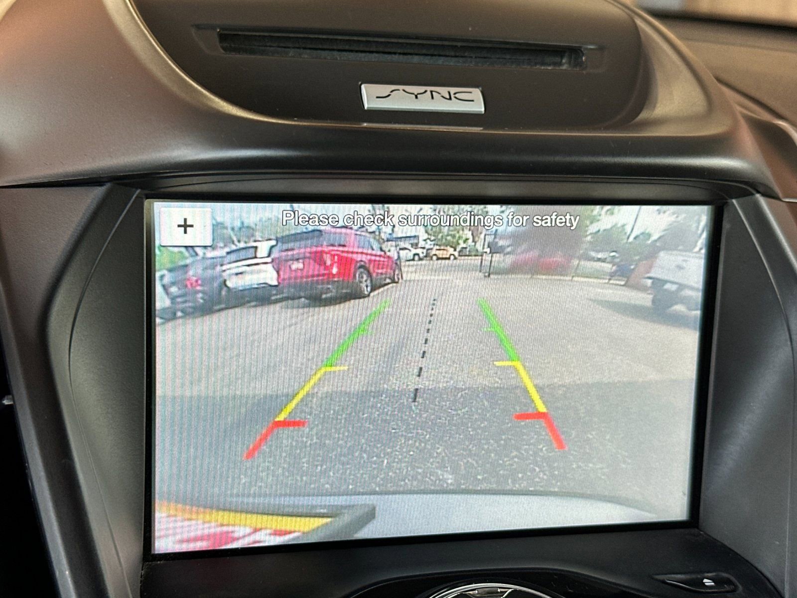 Used 2017 Ford C-MAX Energi Titanium w/ Equipment Group 501A image 27