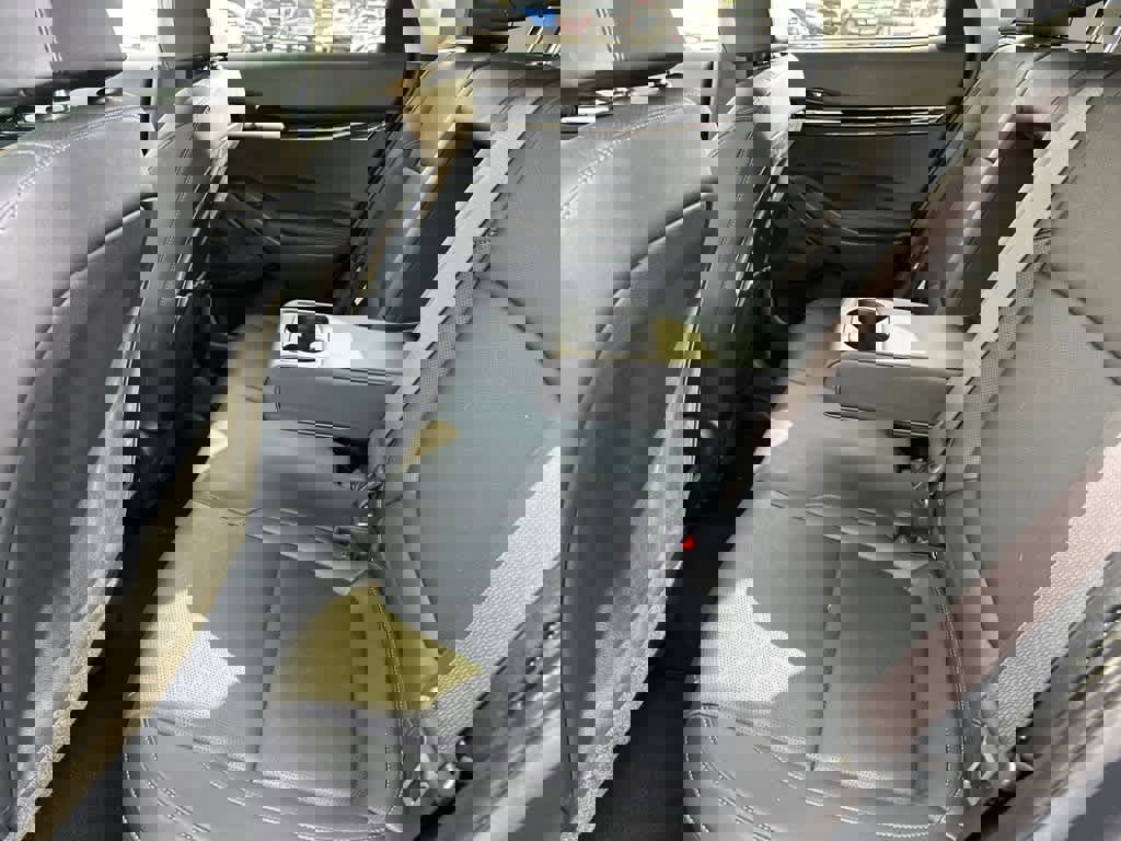 Used 2025 Kia Seltos EX w/ EX Sunroof Package image 13