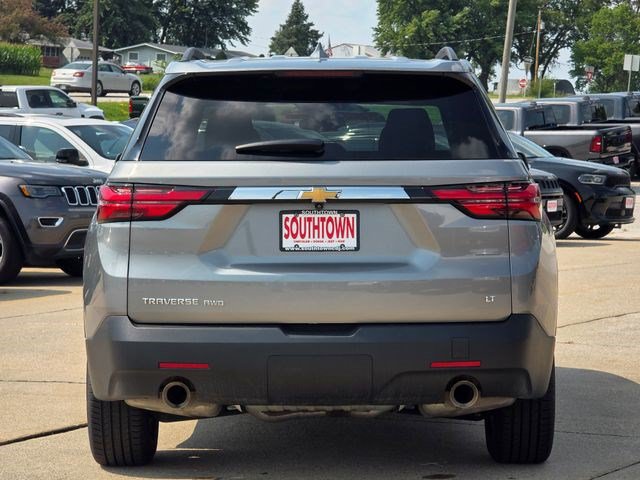Used 2023 Chevrolet Traverse LT AWD/4WD image 7