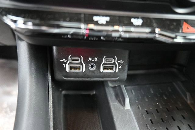 Used 2025 Dodge Durango R/T AWD/4WD image 25