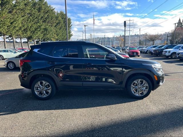 Certified 2024 Kia Seltos S image 6