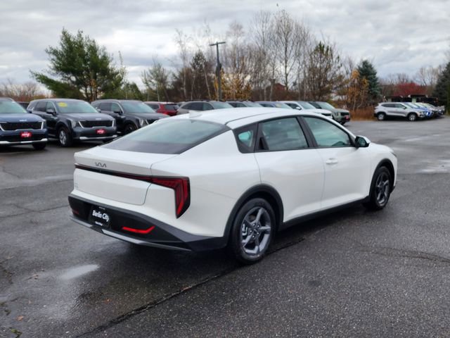 New 2026 Kia K4 FWD image 7