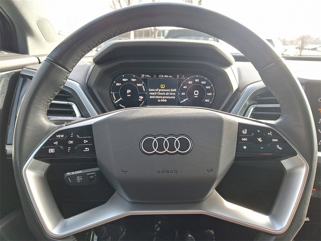 Used 2024 Audi Q4 e-tron Premium Plus image 21