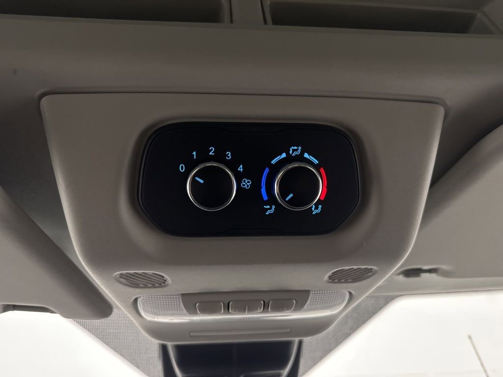 Used 2020 Ford Transit 350 XL image 24