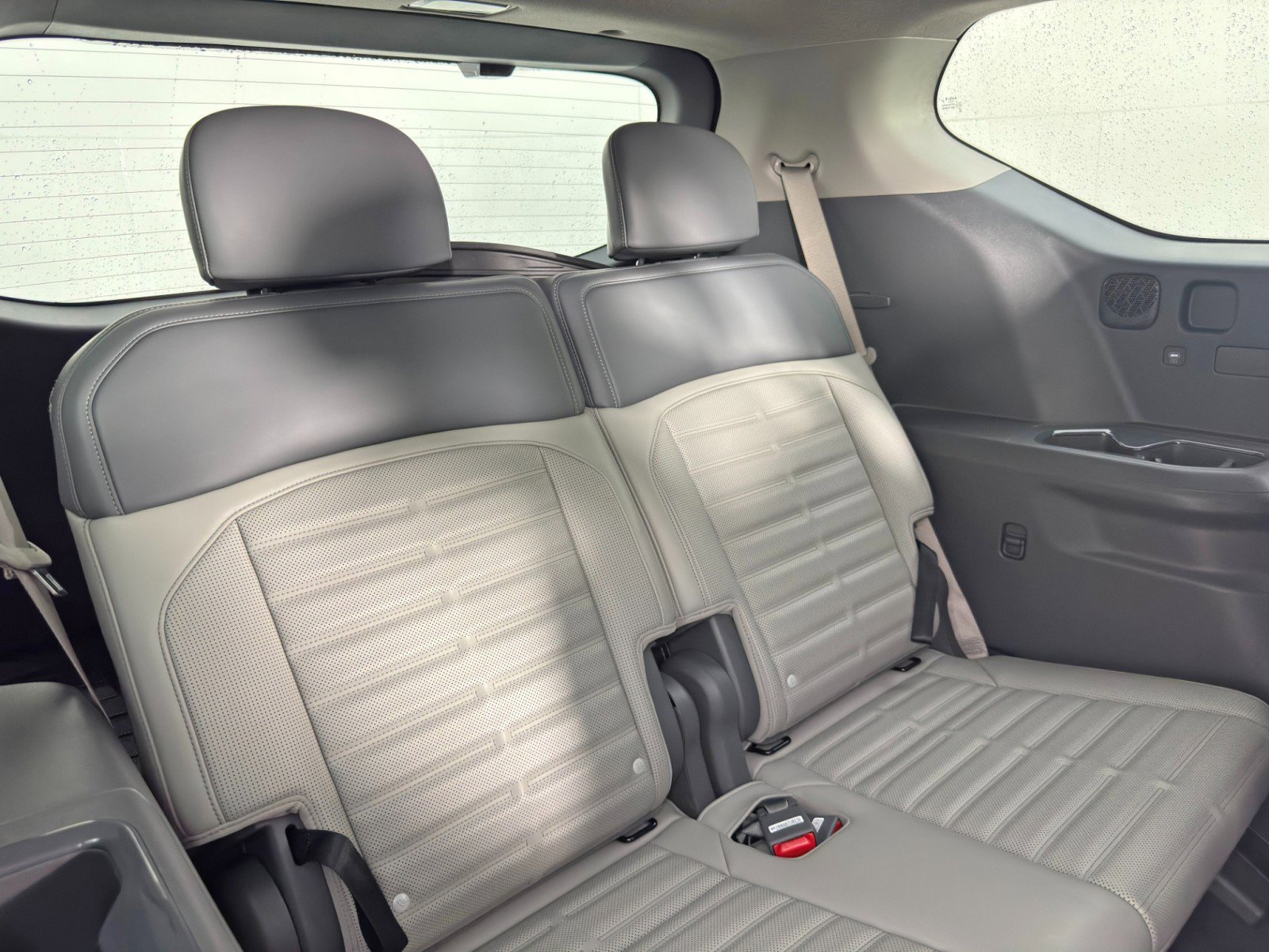 Used 2024 Kia EV9 Land image 45