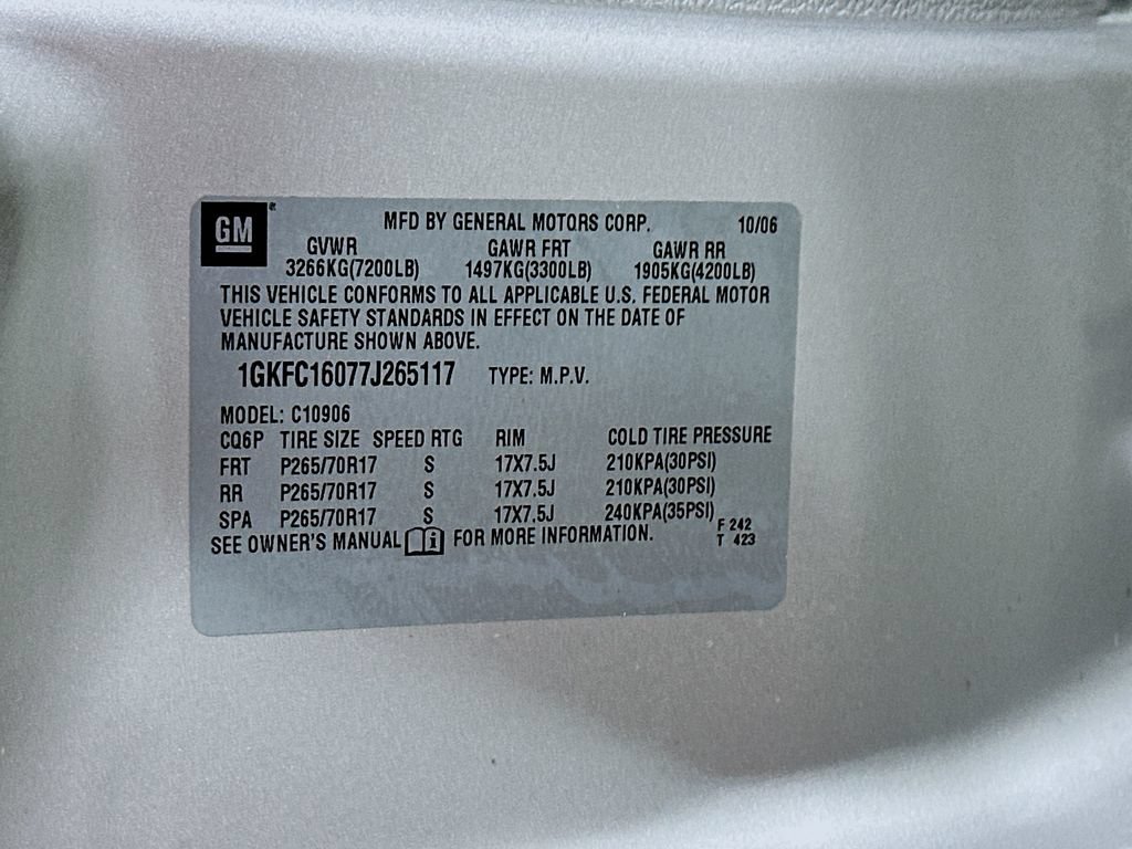 Used 2007 GMC Yukon XL SLT w/ SLT Preferred Equipment Group RWD image 26