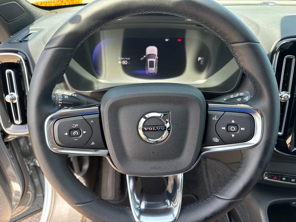 Used 2023 Volvo XC40 Recharge Plus AWD/4WD image 13