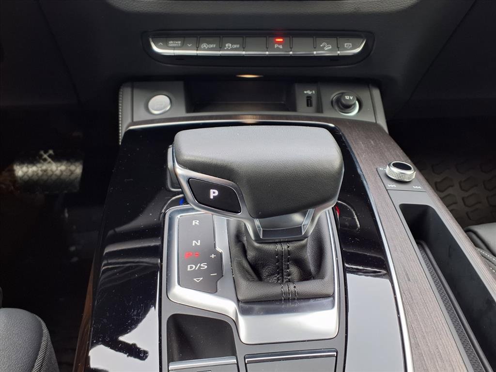 Used 2025 Audi Q5 2.0T Premium Plus w/ Premium Plus Package image 20